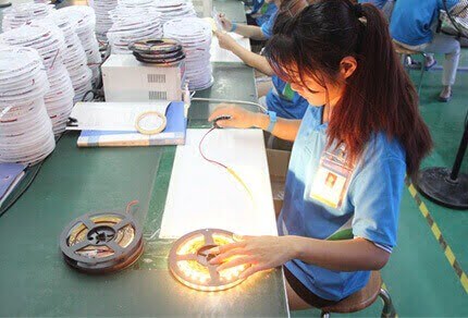 12-LED STRIP LIGHT final-inspection