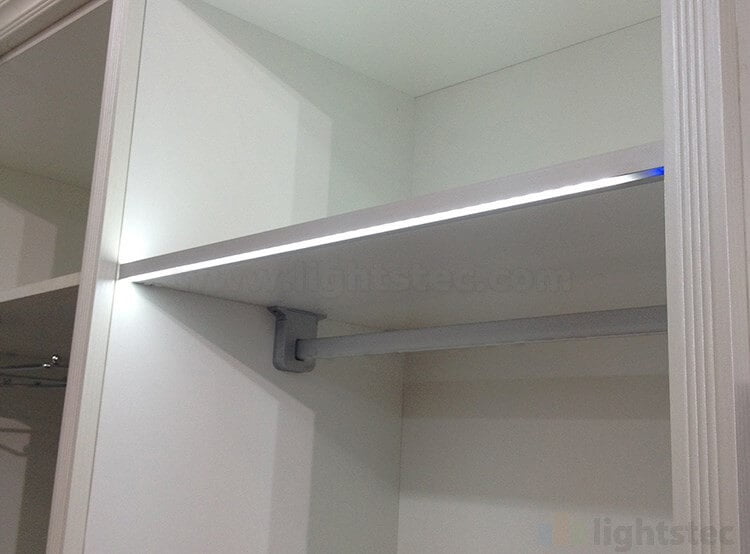 Led strip light using for cabinet