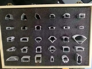 Materiale del profilo in alluminio a led Lightstec (24) Lightstec led aluminum profile material