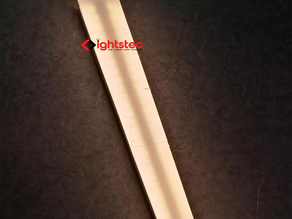 How to deal with the light leakage of led linear light 5 How to deal with the light leakage of led linear light 5