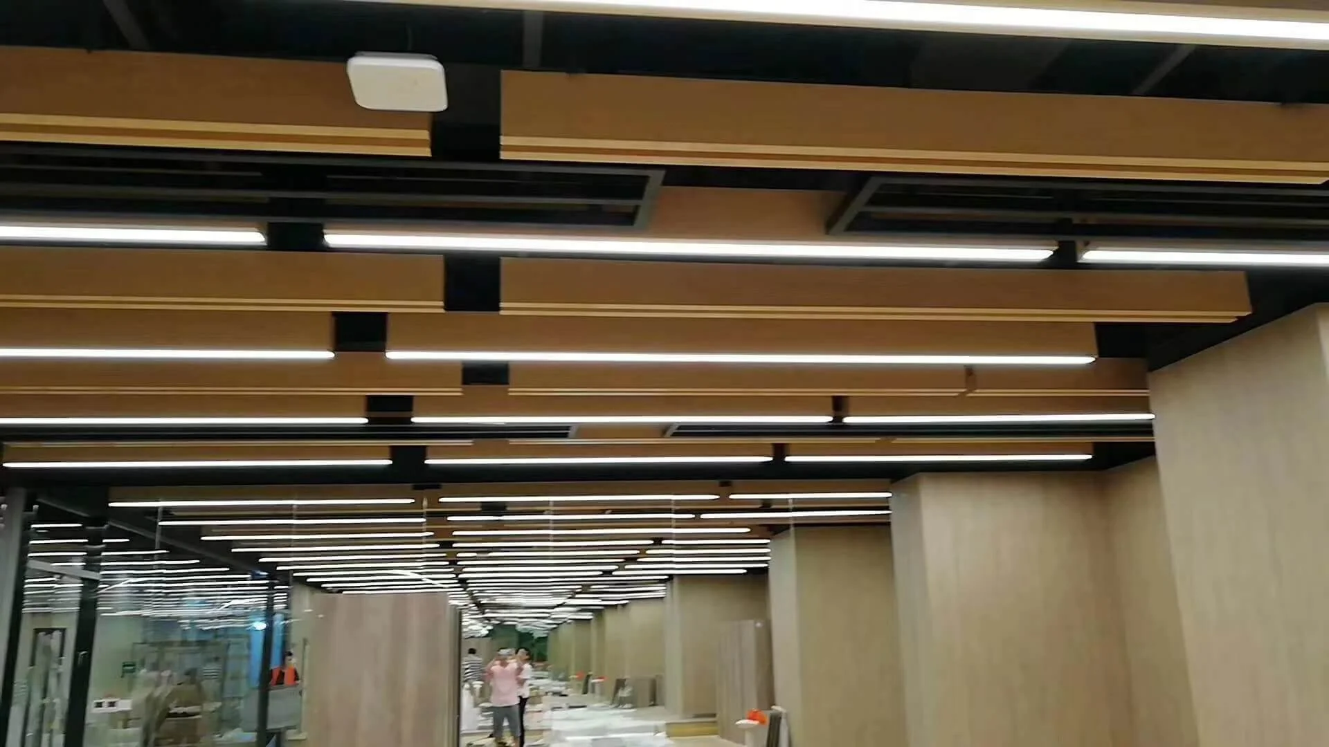 led linear light project in fitness center 3