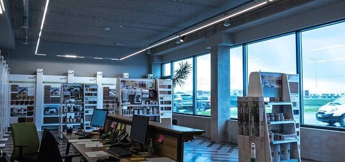 led linear light use in showroom lighting (3) led linear light use in showroom lighting (3)
