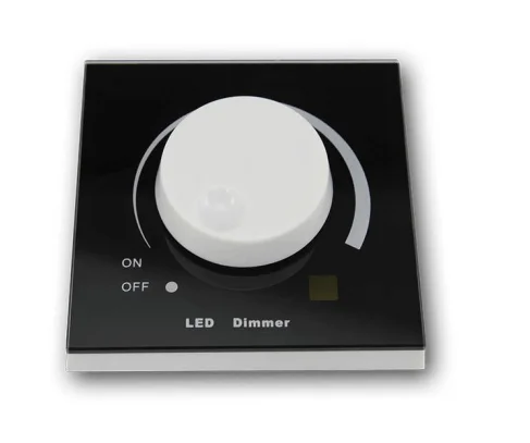 Triac touch dimmder