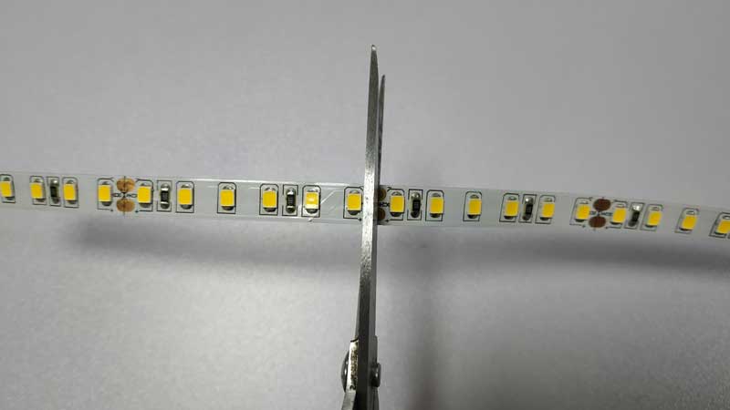 3, corte-la-tira-de-luz-led