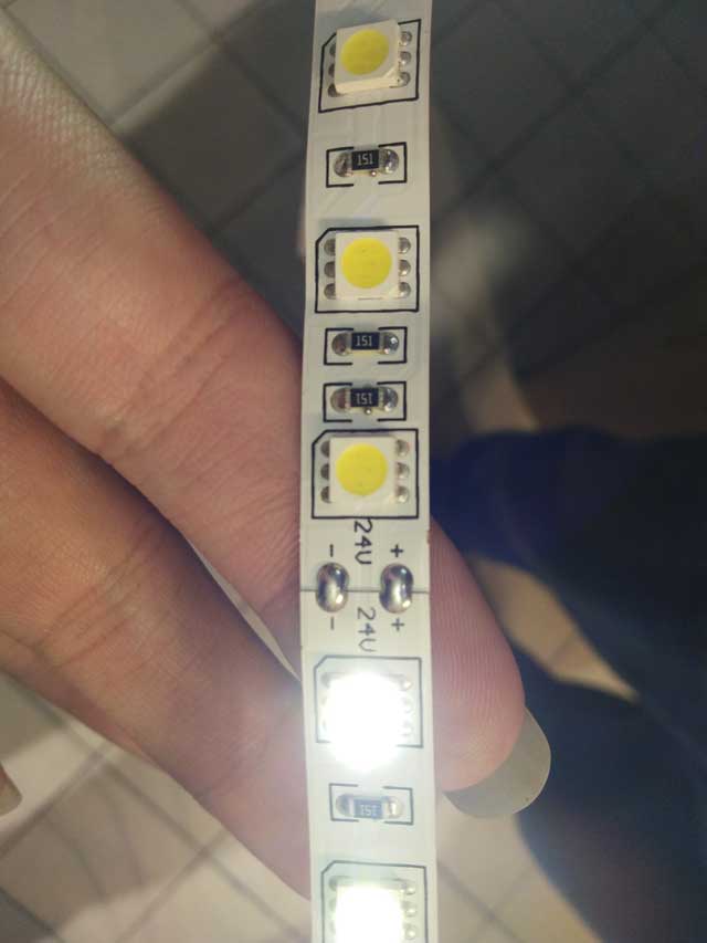 DC24V-led-strip-light-connect-to-AC220V--5