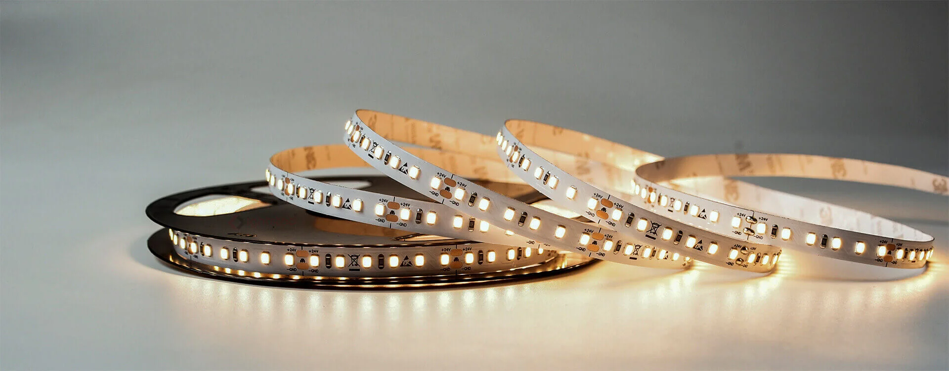 Hight CRI FLEXIBLE LED STRIP LIGHT CHINA