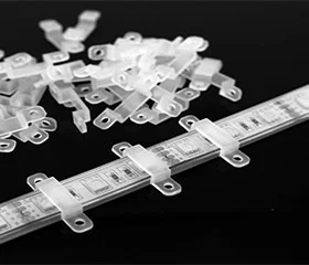 strip-light-clips